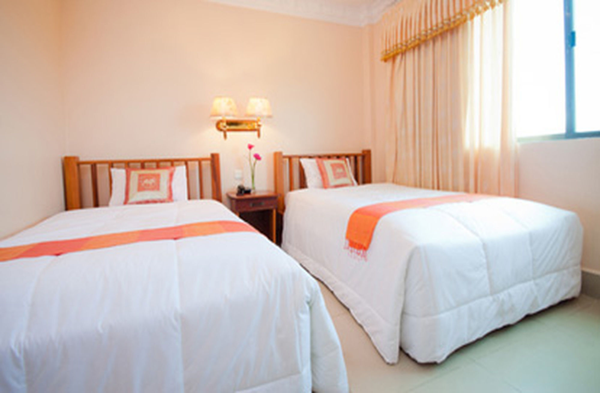 Golden Sand Hotel Sihanoukville Exterior foto