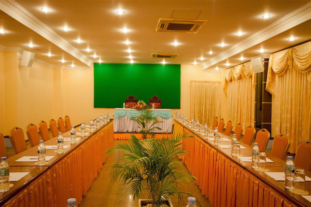 Golden Sand Hotel Sihanoukville Exterior foto